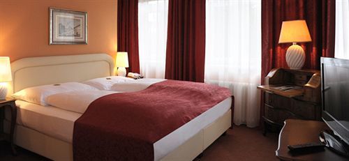 Hotel Vier Jahreszeiten Salzburg Ngoại thất bức ảnh