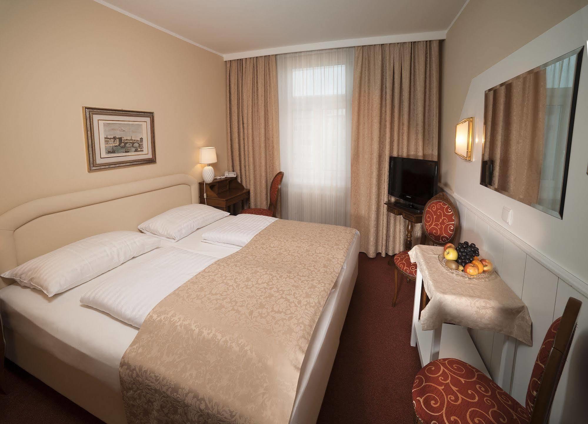 Hotel Vier Jahreszeiten Salzburg Ngoại thất bức ảnh