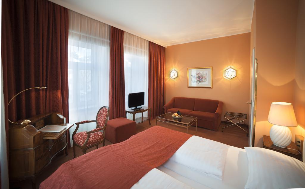 Hotel Vier Jahreszeiten Salzburg Ngoại thất bức ảnh